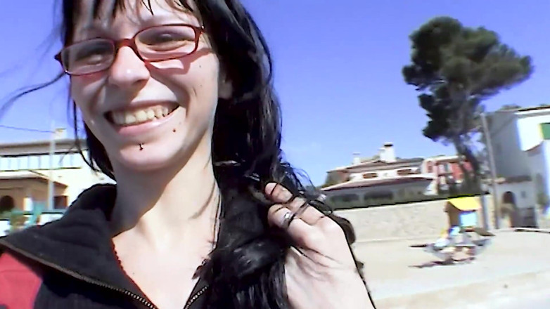 Sextermedia by Pete: Natte Kut Geneukt Door Vibrator Op Het Strand