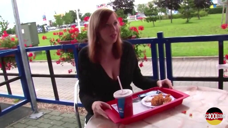 123XXX - Fucked Amateurs in Germany!: Anda boleh melihat dengan segera bahawa dia bersedia untuk beberapa...