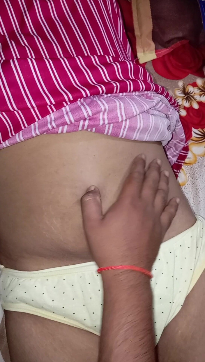 Manjushukla: Hermosa india con hermoso coño