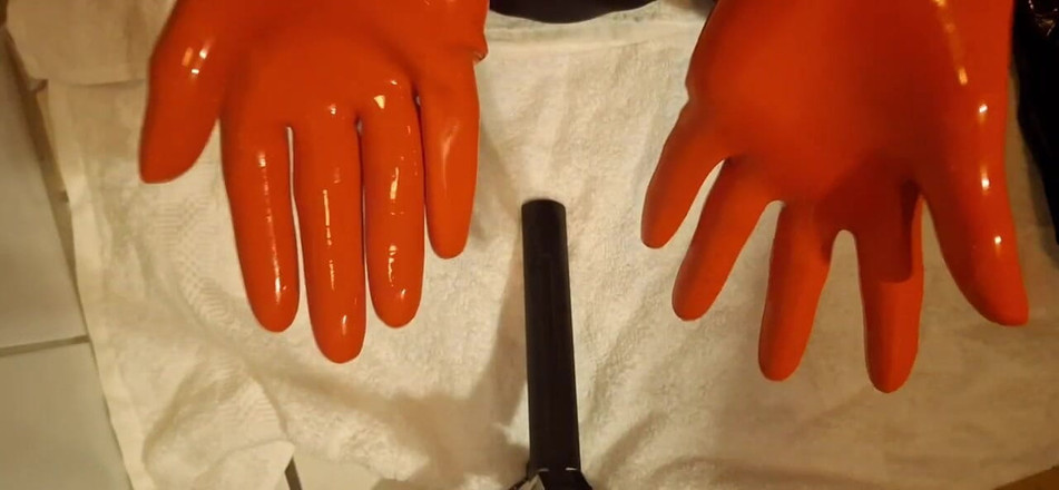 Dreamofevolution: Latex Gloves Asmr