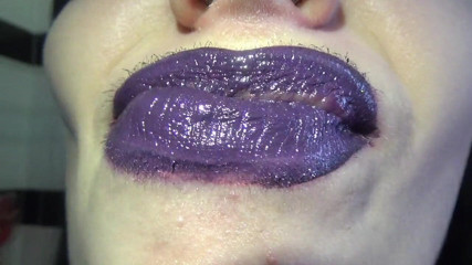Goddess Misha Goldy: Purple glossy lips! Kissing and duck face fetishes!!