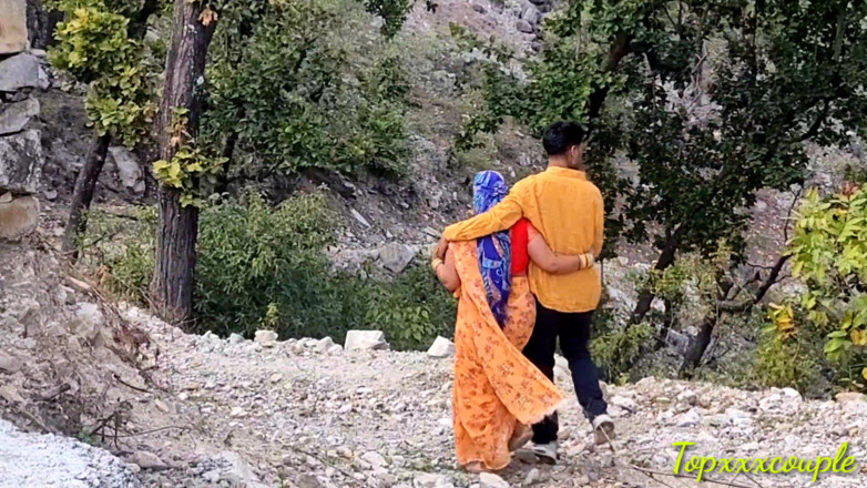 Topxxxcouple: Desi Village Bhabhi Enjoyful Fuck Video