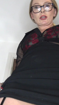Really Good View up My Skirt!