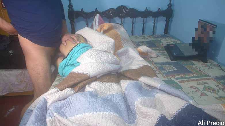 Ali Precio: 阴户和屁股的拉丁性爱，婊子妻子的美味肛交内射