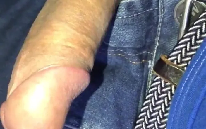 i7Bernard: Jeans POV #04