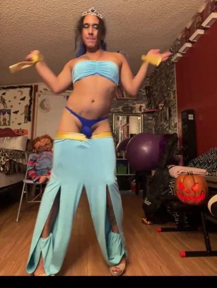 TSJade95: Princezna Tsjade Striptýz v halloweenském kostýmu