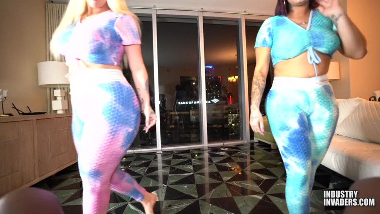Pawg Queen: Pawg baddies compartilhando pau