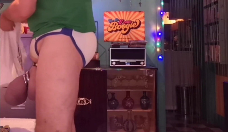 Monster_Meat_: Show nylonového spodního prádla, celé video