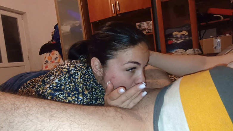 Ionut899: Toda La Noche Con La Polla En La Boca Y...
