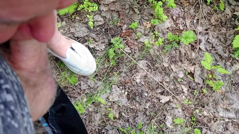 Zona901: A Friend Sucks My Dick in a Park and Swallows...