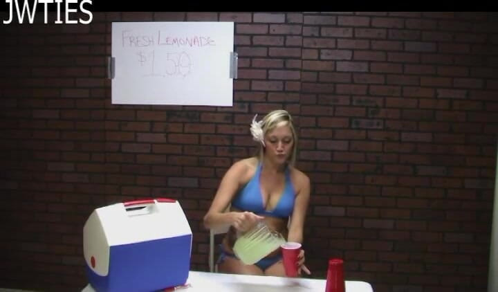 JW Ties Bondage And Fetish: ¿Un impuesto de limonada?