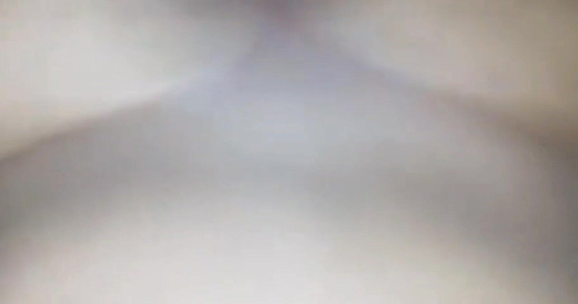 Indian_XXX_Queen: Gewaagd Indisch meisje dat van verschillende seksplezier geniet met een...