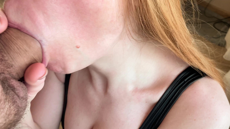 CumInMyMouthBaby: Arkadaşının azgın büyük memeli annesini sikiyor - konuşmalı Rus amatör