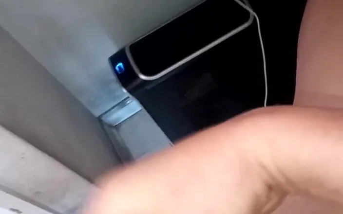 Nikki Montero: Idag cumshot tidigt