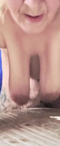 Zepředu dozadu Tato kundička tak tlustá