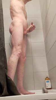 Good Handjob in the Shower