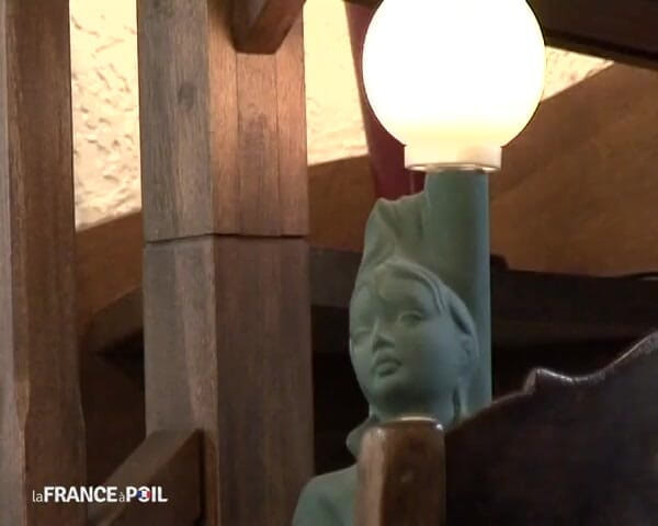 French Family Secrets: Una zorra de foto morena follada como una hermosa perra