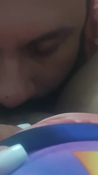 POV: Pár objeví každý bod penisu zblízka a hraje si s