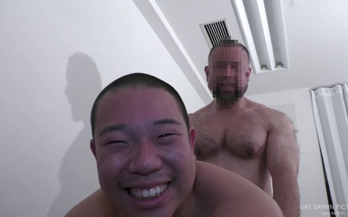 Gay Saimin Pictures: Japoński chłopiec mięśni oklep seks analny Asia Gogo Boy