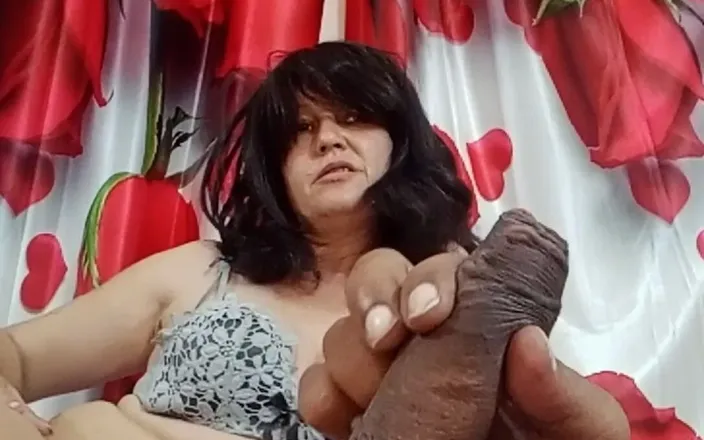 Bolly Karma: Featuring Real Hot Slut Wife - Webcam