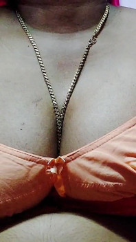 Big Boobs Indian Stepaunty Sex with Hotel Boy