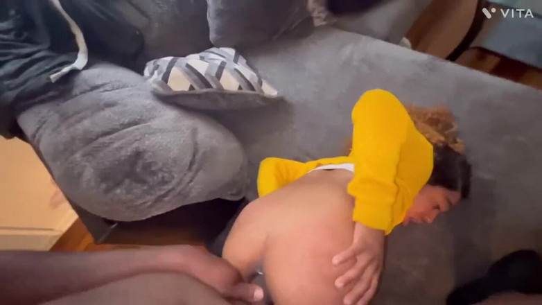 Fijii pornbox: Neuk wie er voor de deur omg Het is mijn...