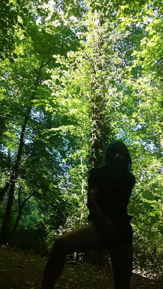 Babe2race: Masturbation in the forest during the lunch break