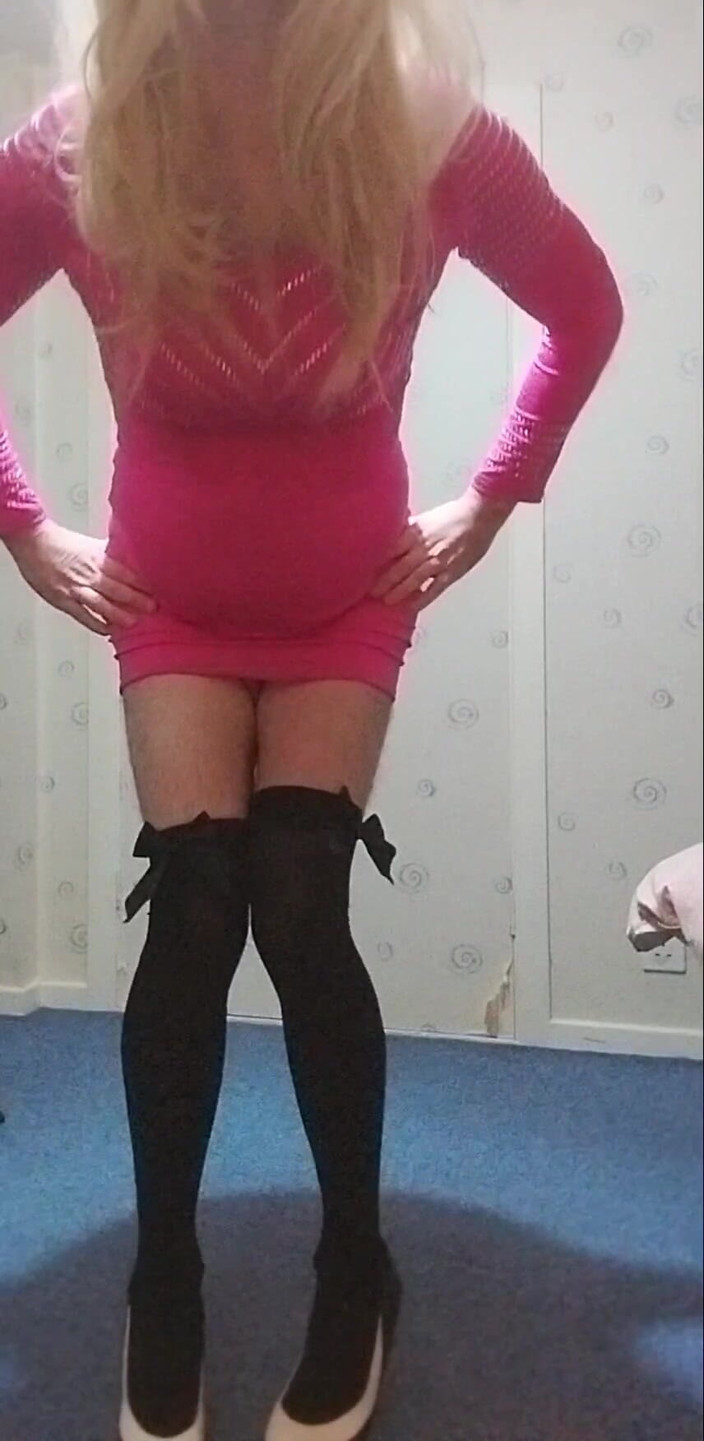 Cindy Belfast: Blondynka Sissy Gags dla kutasa