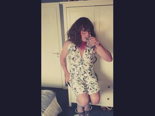 Juniperberi crossdresser: Gekleed zoals normaal in het weekend.... toen ging