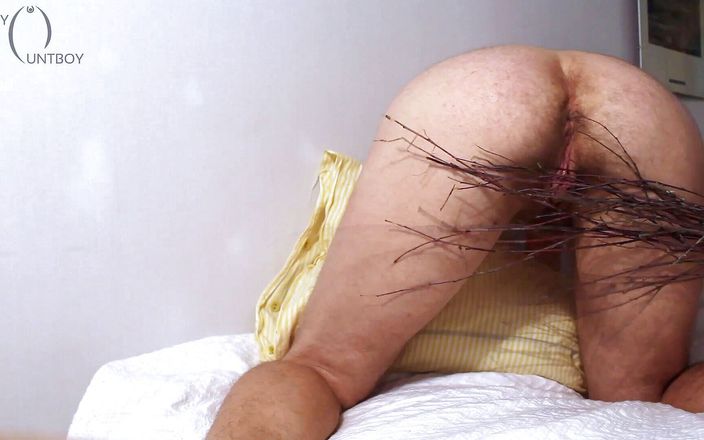 FTM hairy pussy BDSM: Haarige muschi wird versaute