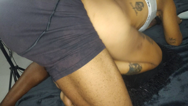 PABLO N3GROBAR: Auto lamiendo el pezón la leche, monstruo de los chorros 4