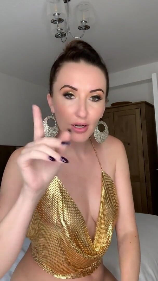 SophiaSmithUK: Dans fără chiloți și tachinare