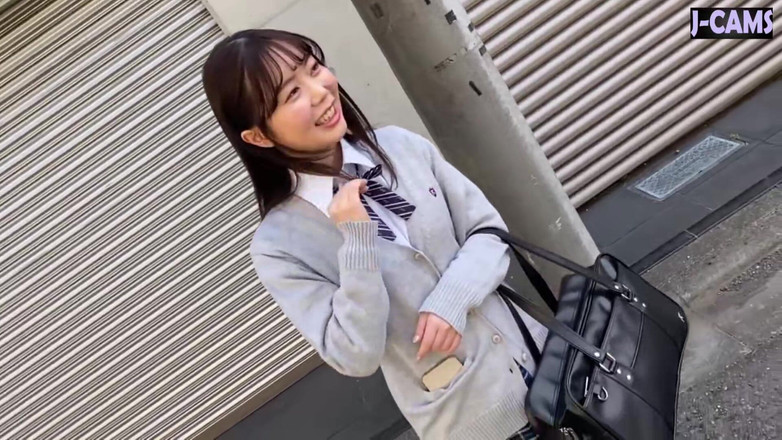 J-Cams: Datum ukazování bradavek. Výstava chatty a neustálé škádlení část 1