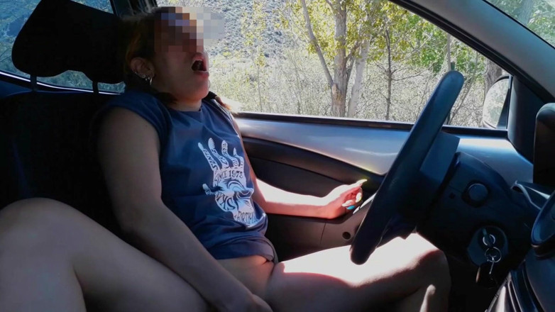 LadyRoma: I Give a Stranger a Blowjob in the Park Parking...