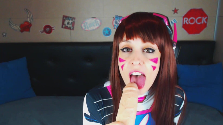 Candystart Videos: Dva thủ dâm và bú cu bạn