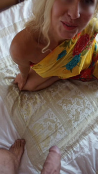 Selena's bedspelletjes en poseren 2