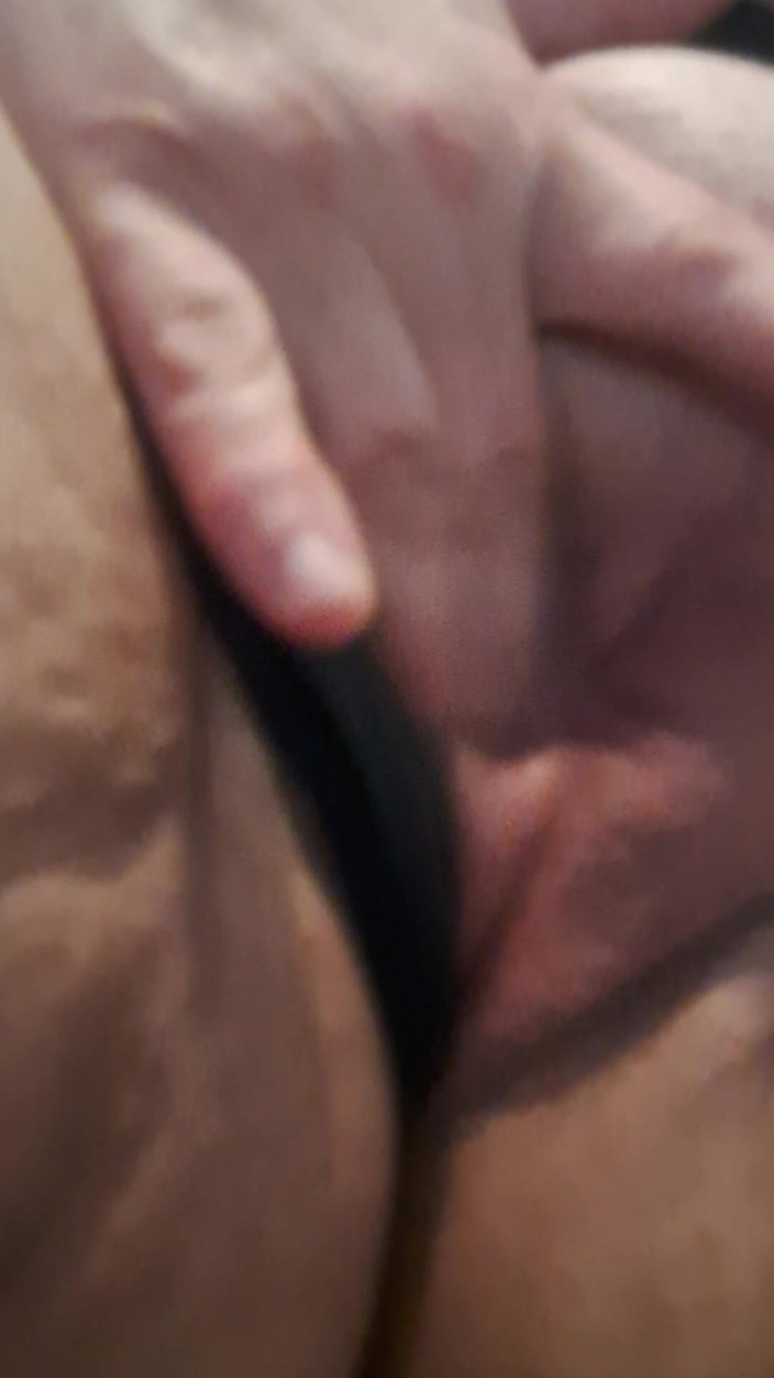 MAGLIGHTGIRL69: Mutandine nere bagnate