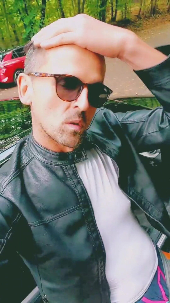 Slutboyben: Slutboyben Cam4 Sexy Cestovní Kočka Vystavena na Schwerin B321 Parking...