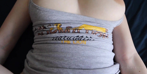 Veronikavonk: Nadržená dívka skáče mega velká prsa jezdí a šuká na misionáře...