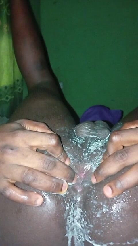 Badman4606: Lelaki berbullock mengongkek lubang pepek ketatnya