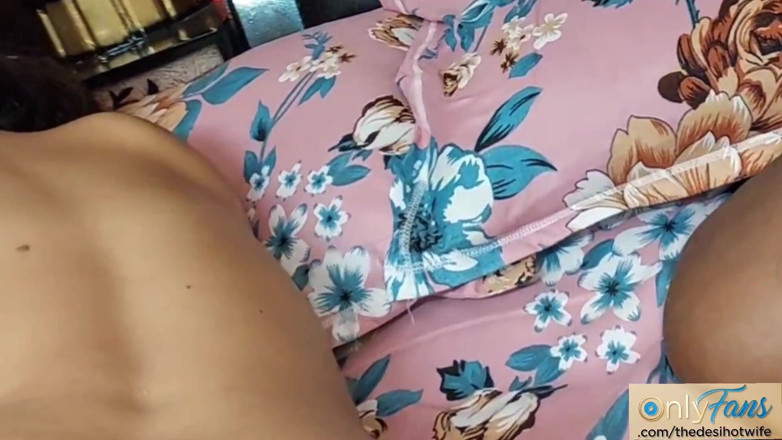 TheaDesiHotwife: Footjob femdom, jari dubur dan kongkek