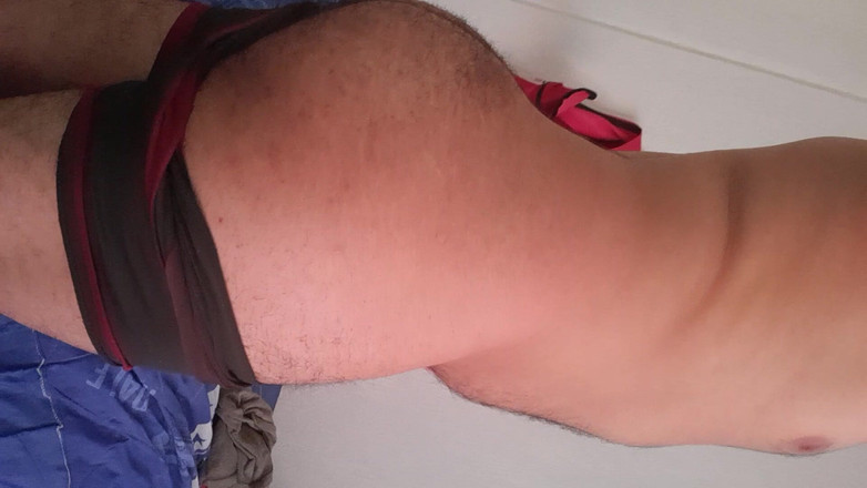 Dani122: Geile man trekt zich onmiddellijk af en komt snel klaar