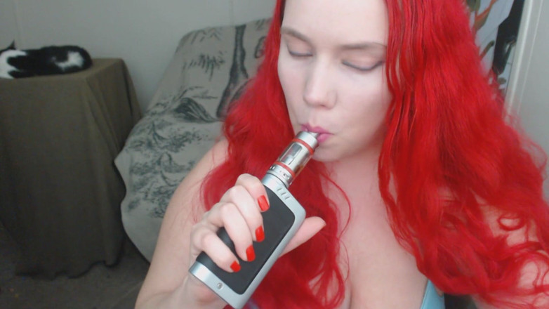 Scarlet Vixen: Husten-fetisch - Verdampfen husten