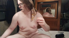 Lunecifer: Pulchna transgirl podwaja się, aż do wybuchowego wykończenia