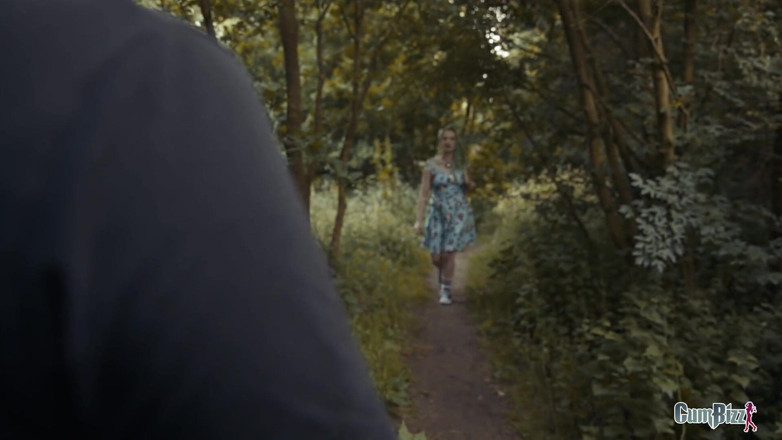 Cumbizz: Naughty college girl walks in the notorious woods full of...
