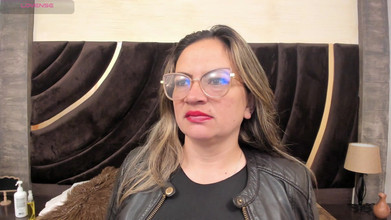 Lady_lure: Payudara besar saya adalah milik anda jika anda membiarkan saya...