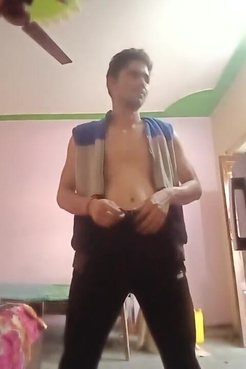 Amateur Indian Boy Ep. 46 (Gangbang gay)