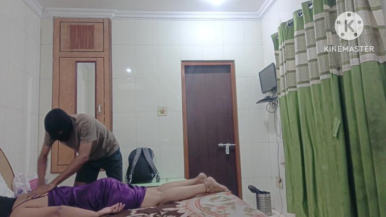 Poojakabir: Didi a Fost Dusă La Hotel Și a Făcut Un Masaj,...