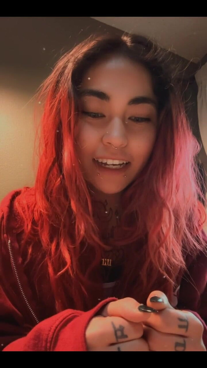 lilRavenFox: Send Good Vibes We Get Approved for This House!