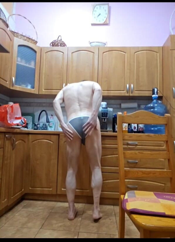 Pureandros: Striptease